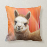 Cojín Decorativo Pillow de la montaña<br><div class="desc">El Pillow de Cute Alpaca está hecho a partir de una foto de nuestro rosa de color gris alpaca,  Rossi. La almohada alpaca está disponible en varios tamaños. La almohada es totalmente personalizable,  por lo que puede cambiar el tamaño de la imagen o agregar texto.</div>