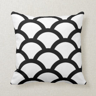 Cojín Decorativo Pillow de los círculos geométricos en blanco y neg