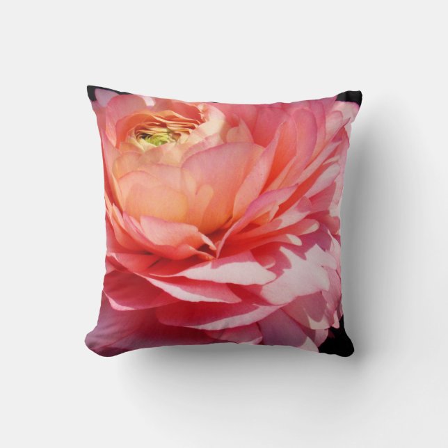 Cojín Decorativo Pillow de Petales rosados (Anverso)