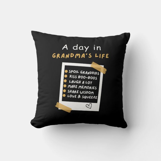 Cojín Decorativo Pillow - Un día en la vida de la abuela (Anverso)