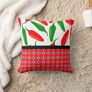 Cojín Decorativo Pimientos Jalapeño Coloridos y Estampado de Bandan