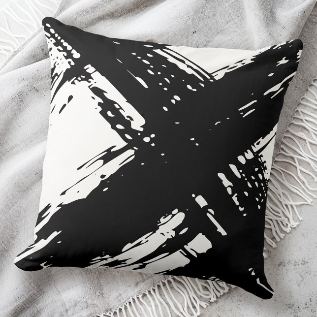 Cojín Decorativo Pinceladas negras y blancas desordenadas (Black and white messy brushstrokes throw pillow)