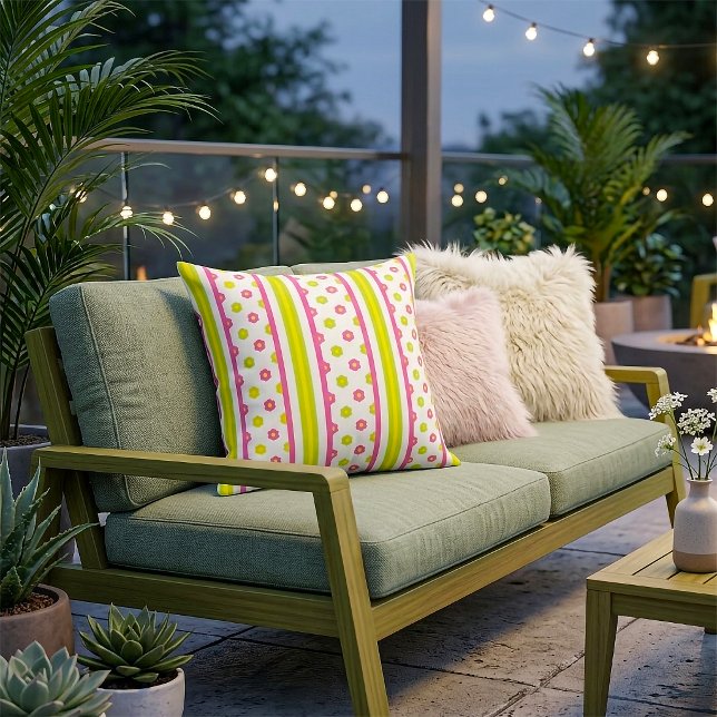 Cojín Decorativo Pink Floral Stripe Pillow (Subido por el creador)