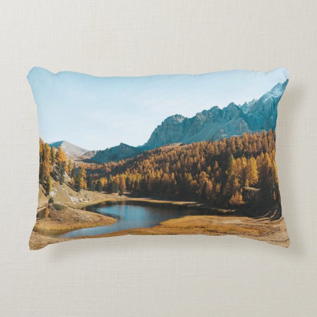 COJÍN DECORATIVO PINOS CERCA DEL LAGO (Anverso)