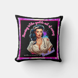 Cojín Decorativo Pinup_ Nurse Badass