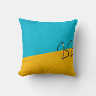 Cojín Decorativo Piscina con escalera de acero inoxidable