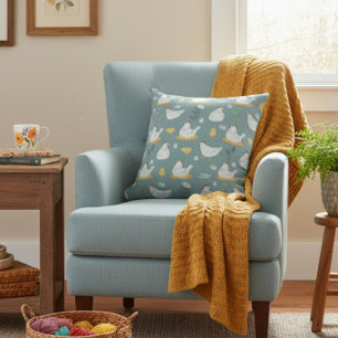 Cojín Decorativo Pollos Soñando en el Gallinero en Turquesa