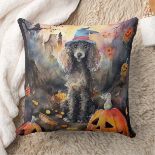 Cojín Decorativo Poodle de Halloween con calabazas espeluznante