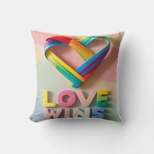 Cojín Decorativo Pride fluido: El amor gana