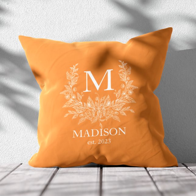 Cojín Decorativo Primer monograma ruso personalizado (Subido por el creador)