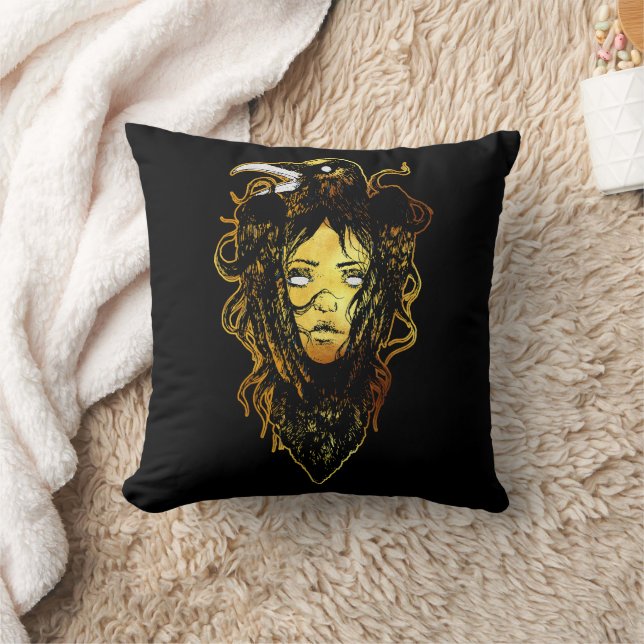 Cojín Decorativo Princesa abrazada por un cuervo (Manta)