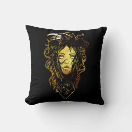 Cojín Decorativo Princesa abrazada por un cuervo