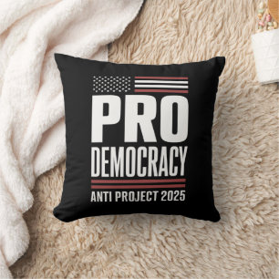 Cojín Decorativo Proyecto anti democracia 2025 Trump 2025