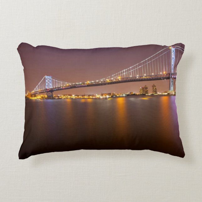 Cojín Decorativo Puente de Ben Franklin (Anverso)
