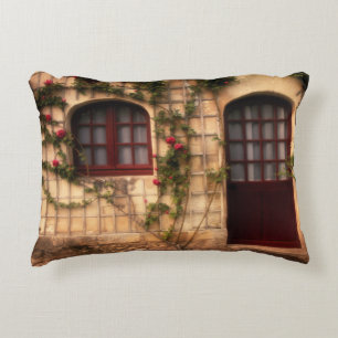 Cojín Decorativo Puerta de la cabaña rosa