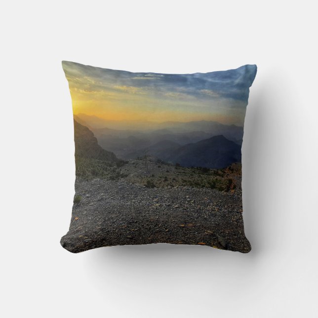 Cojín Decorativo puesta de sol sobre la montaña (Anverso)
