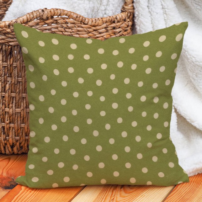 Cojín Decorativo Punto de polka verde verde ocre retro (Retro, vintage olive green and beige polka dot decorator pillow)