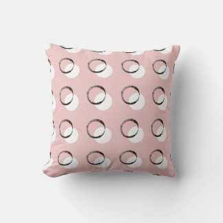 Cojín Decorativo Punto Polka, versátil patrón transparente