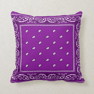 Cojín decorativo púrpura de Bandana