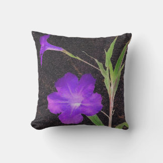 Cojín Decorativo Púrpura de Petunia