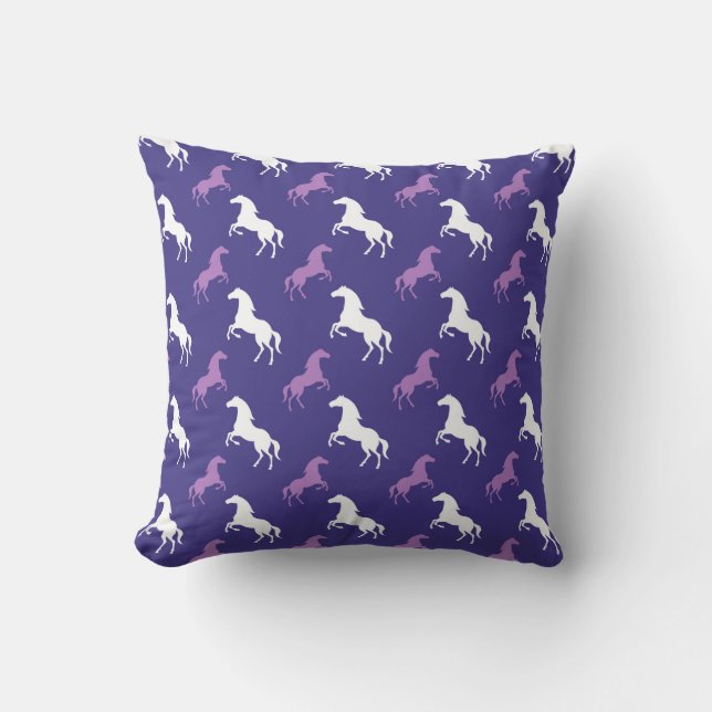 Cojín Decorativo Púrpura Violeta y Caballo Blanco; Ecuestre (Anverso)