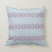 Cojín decorativo púrpura y verde azulado del
