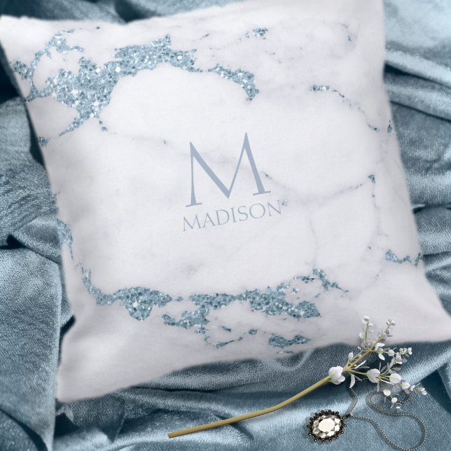 Cojín Decorativo Purpurina de mármol moderno Monograma Dusty Blue I (Subido por el creador)