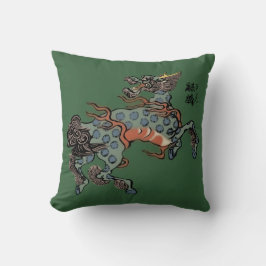 Cojín Decorativo Qilin chino vintage sobre verde cazador