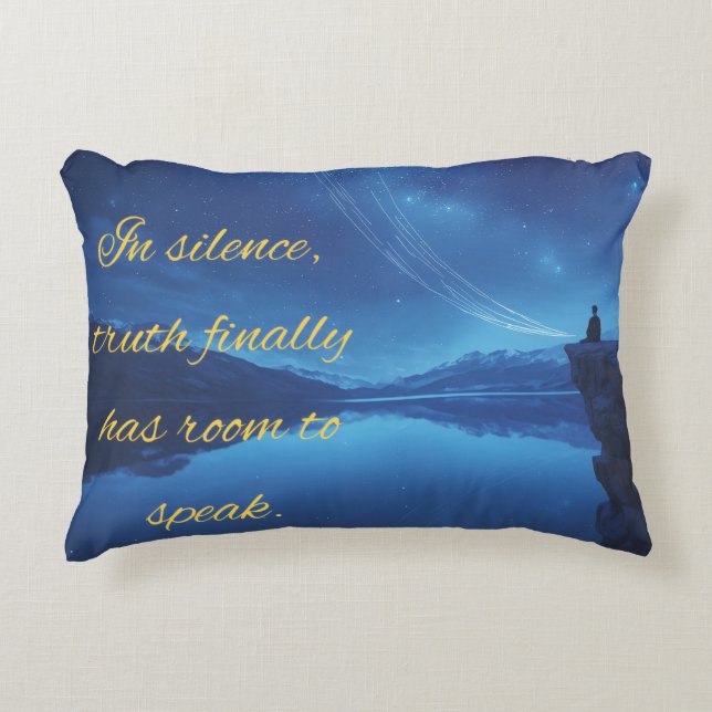 Cojín Decorativo Quote on Silence Pillow (Anverso)