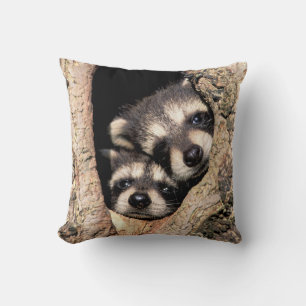 Cojín Decorativo Raccoons Bebé buscando fuera del árbol
