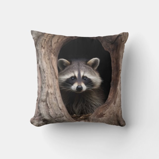 Cojín Decorativo Racoon en la cueva del árbol (Anverso)