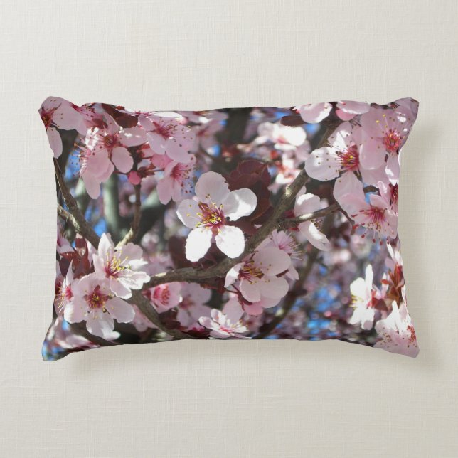 Cojín Decorativo Rama de flores primaverales de flores rosadas (Anverso)
