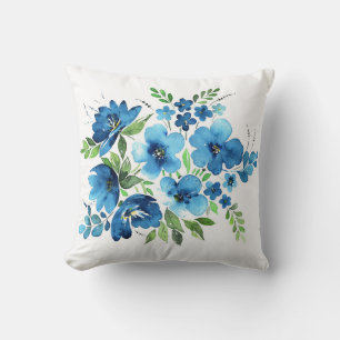 Cojín Decorativo Ramo de agua, flores tiernas de color azul claro.