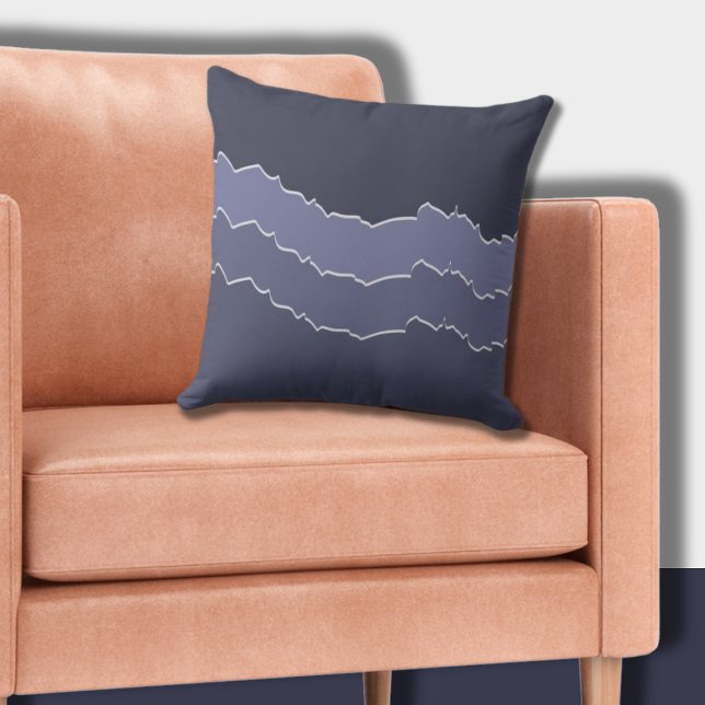 Cojín Decorativo Rayada azul gris de Guay despedazada irregularment (Irregular Ripped Cool Gray Blue Striped Throw Pillow)