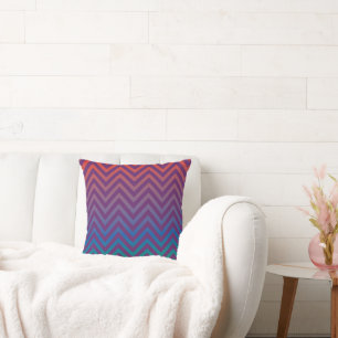 Cojín Decorativo Rayas de Chevron Vintage Morado, Rojo, Azul y Verd