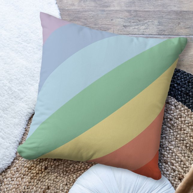 Cojín Decorativo Rayas diagonales del arcoiris pasteles (Pastel Rainbow Diagonal Stripes Pillow)