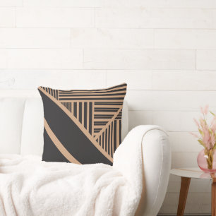 Cojín Decorativo Rayas triangulares en Tan y Negro