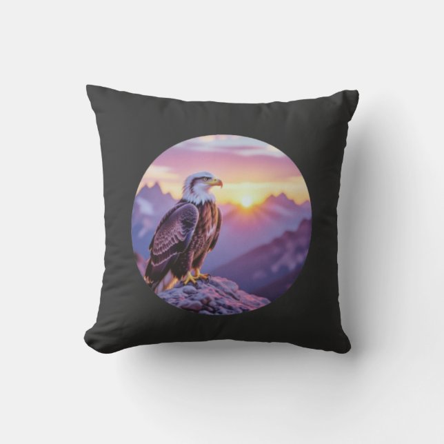 Cojín Decorativo Realistic Eagle on Rock – Majestic Wildlife Scene (Anverso)
