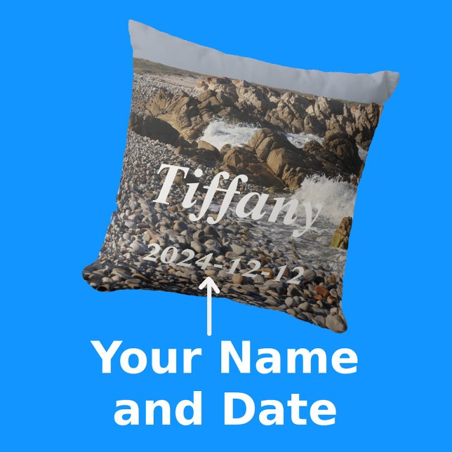 Cojín Decorativo Recuerdos del océano costero con foto de Keepsake (Front Angle with Background)
