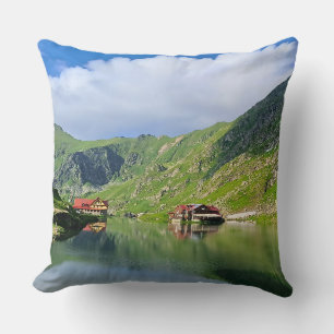 Cojín Decorativo Reflejo del lago Balea – Impresión alpina de los C