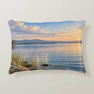 Cojín Decorativo Reflejos del Lago al Atardecer Dorado