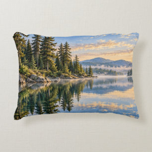 Cojín Decorativo Reflejos Serenos del Lago de Montaña