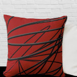 Cojín Decorativo Resumen elegante moderno gris negro rojo<br><div class="desc">La almohada moderna de tiro presenta una elegante composición lineal abstracta en rojo, negro y gris. Un diseño artístico abstracto con un patrón orgánico lineal presenta líneas orgánicas negras y grises que giran de izquierda a derecha sobre un fondo rojo. Esta almohada decorativa aporta un toque de color a la...</div>