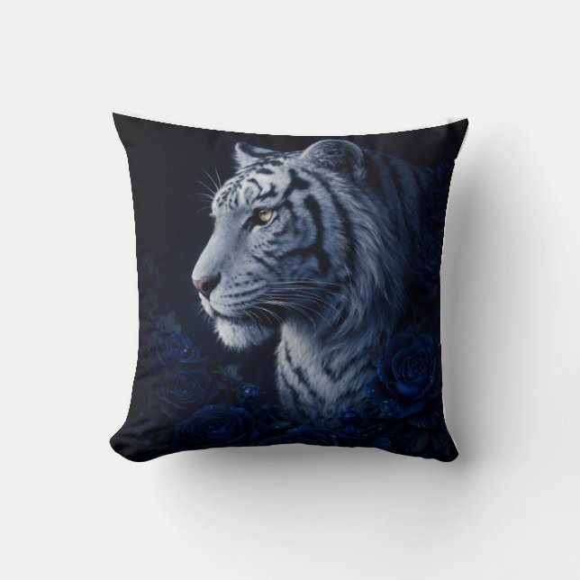 Cojín Decorativo Retrato de Tigre Blanco – Poder Tranquilo y Mirada (Anverso)