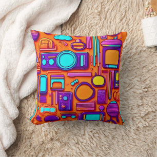 Cojín Decorativo Retro Tech Pop: Collage nostálgico de gadgets