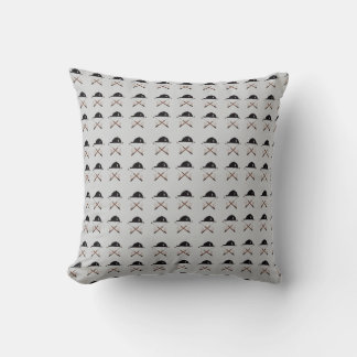 Cojín Decorativo Riding helmet and crops Throw Pillow