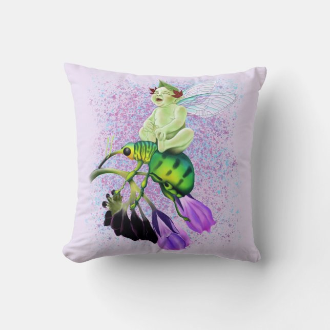 Cojín Decorativo Riendo a un bebé montando un escarabajo (Anverso)