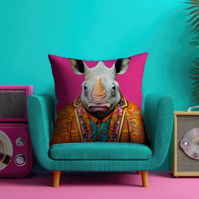 Cojín Decorativo Rinoceronte funky retrato rosa caliente (Subido por el creador)