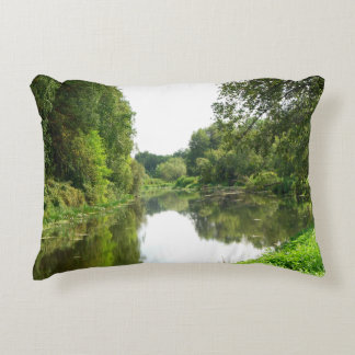Cojín Decorativo Río Dorado Tranquilo