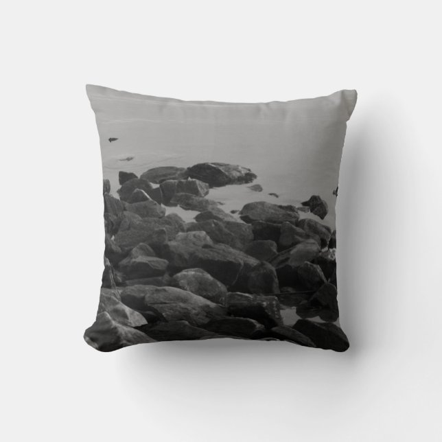 Cojín Decorativo Rocky Shore Pillow (Anverso)